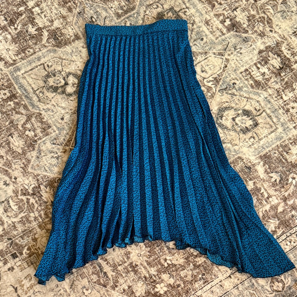 Banana Republic Pleated High-Low Skirt Animal Print